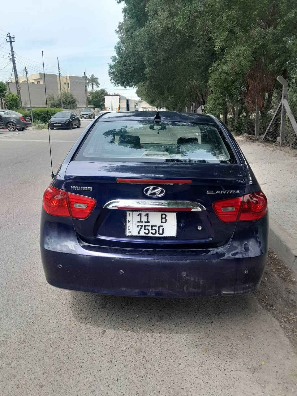 بيع او مراوس ب ٧ راكب إلنترا مقدسة موديل ٢٠٠٧ رقم بغداد دولي مميز بأسمي سنويه ل٢٨ هزة جديدة مكينة ٢٠٠٠ كير صدر كهربائيات كله جديد شواصي لغود كله جديد بيها طخة بل الجاملغ الأمامي وبيها صبغ ٤قطع بدون دواخل ابيع حزام وبيها جراد السياره جاهزه من كلشي بس تبريد نقص غاز السعر ٧٧  وبيها مجال  مكانها بغداد الجديدة قرب جبار أبو الشربت عل القناة الاتصال ***********
