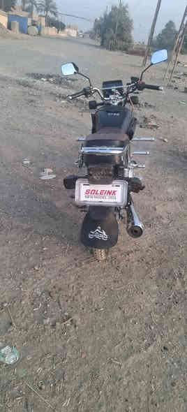 السلام عليكم
للبع دراجه موديل ٢٥

بعدها جديده استعمال شهر واحد

مكنها الدور السعر ٨٢٥ وبيها مجال

***********
