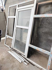 جام خانه للبيع نضيفه ارتفاع 2 متر وعرض3 متر 07710293538