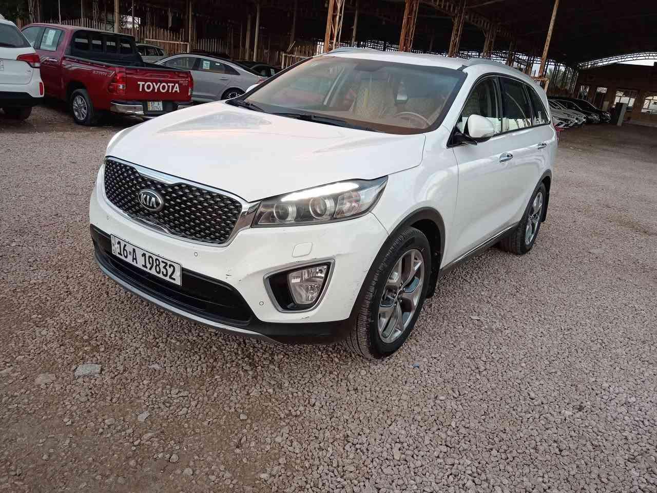 كيا سورنتو موديل ٢٠١٦ شكل الجديد خليجي محرك ٦ سلندر مكفول كفاله فول مواصفات  جنطه ذكية كهرباء تبرد بيانو دواخل جلد احمر ٣قطع تبريد ٧ راكب لد امامي وخلفي حساس خلفي وامامي شاشه وكامره ابلادي كشن كهربائي رقم قادسيه دولي السعر ٢١٥ ورقة نقد أو مراوس مكان السيارة السماوه الرميثه للاتصال *********** او *********** أو ***********
