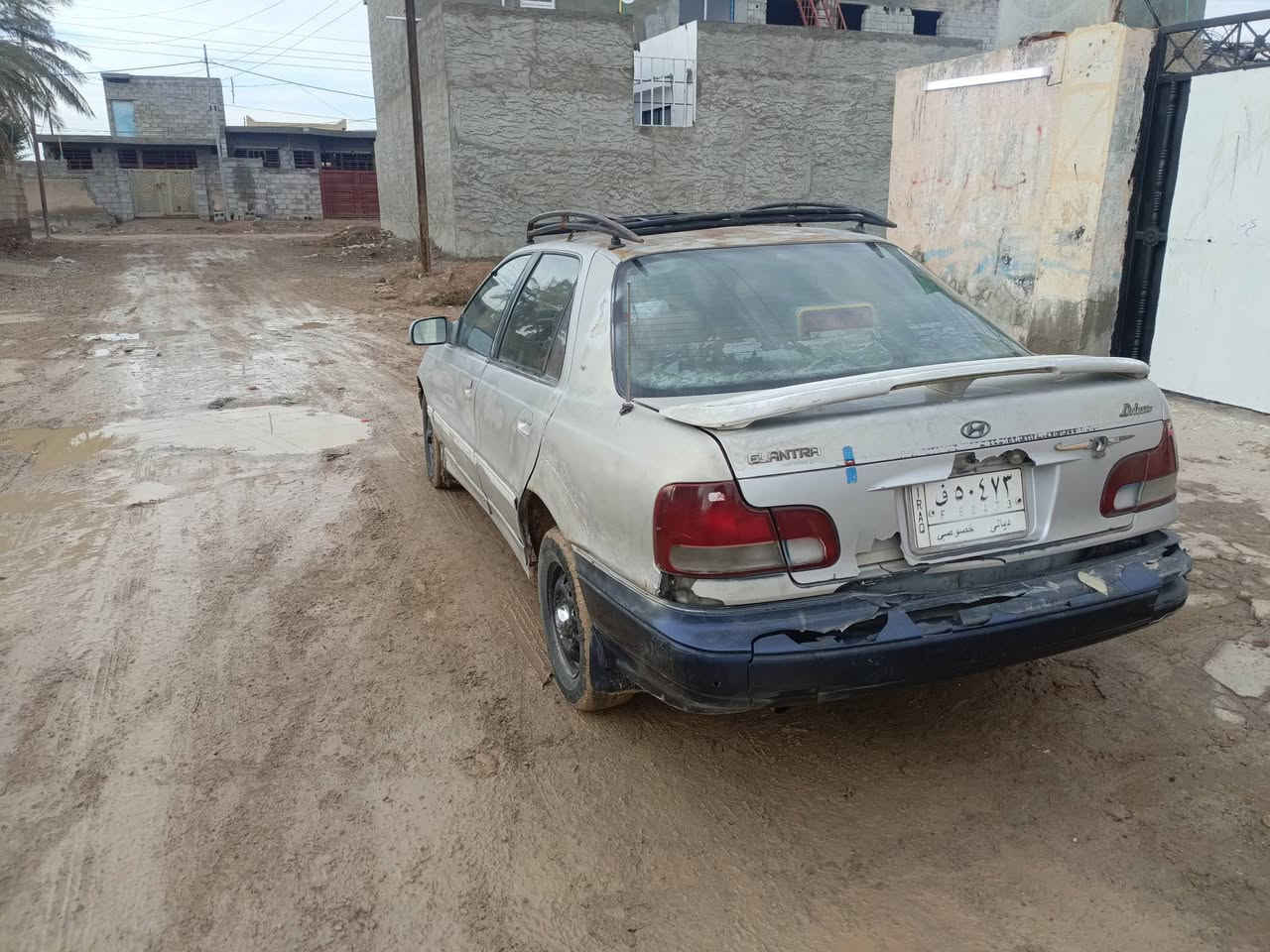 النترا للبيع بلاديه غير مكينه مقفول السياره خير من الله شغاله وكل شيء حائز ثالث بس وكاله سعر السياره 16 ورقه كان السياره ديال الخالص الشراي يتصل ***********
