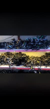 محل يوسف لبيع الادوات الاحتياطيه للسيارات يتوفر لدينا جميع انواع النوز...