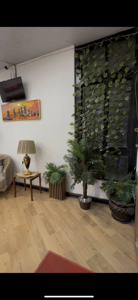 سلام عليكم
قاعة صالون كامل للبيع + قطعة + تنضيف البشر
كل الي موجود في قاعه كامل للبيع مكان بغداد / زيونه /قرب دريم ستي
الاستفسار ***********
