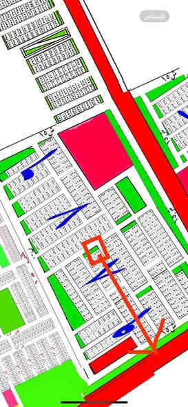 سلام عليكم قطعة ارض ركن خارجي  تشجير ملاصق مقاطعة 2/10 الضباط 
رقمها 868 بأسمي وما ابيع لدلال فارزها ومثبت حدودها مأسسها رفت ومجاري وساحبلها مي وخريطة جاهزة البناء صار اكثر من الفيديو لان قبل سنتين التصوير قرب شارع اربعين المساحة 62 ونص متر ونص واجها 5 نزال 12 ونص 
سعرها 65 . للاستفسار ***********
