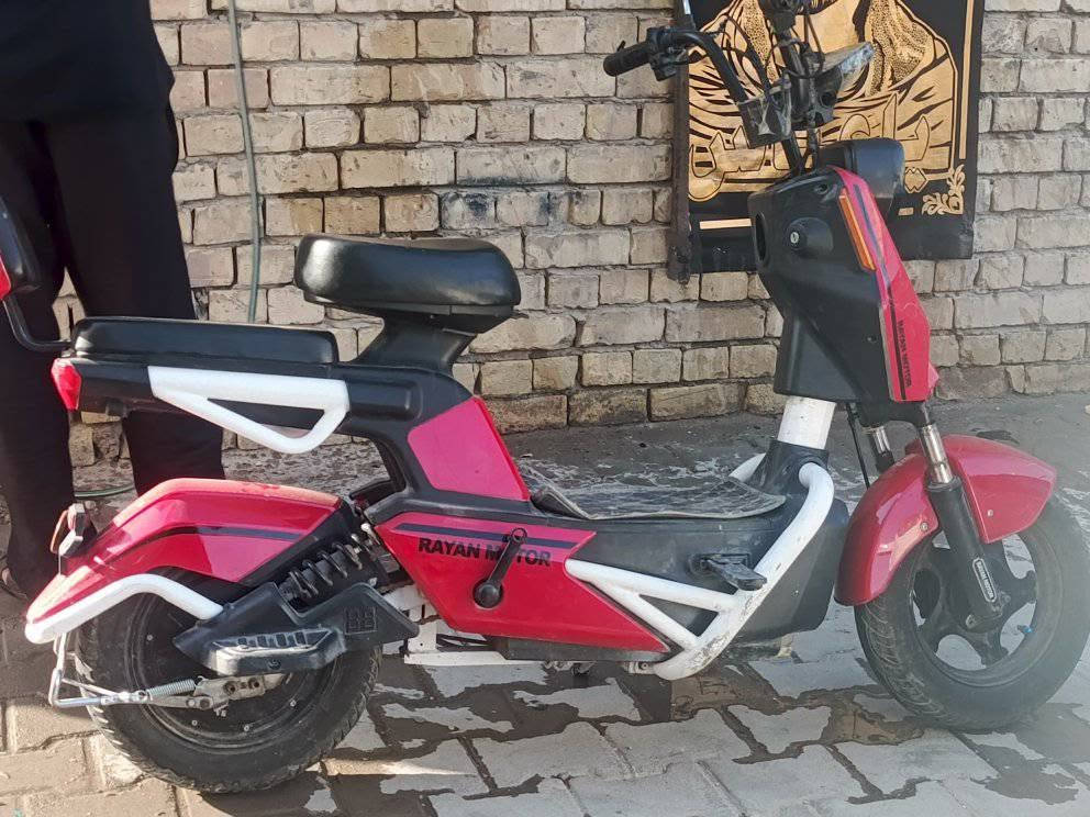 دراجه شحن شغاله و كامله بس حساس مال بريك وكف بيها ويصلح ل5 الف اريدها 250 وبيها مجال مكاني شعله


**إذا كنت صاحب هذا الإعلان وتريد حذفه لأي سبب، رجاءا أرسل رسالة إلى الدعم الفني**