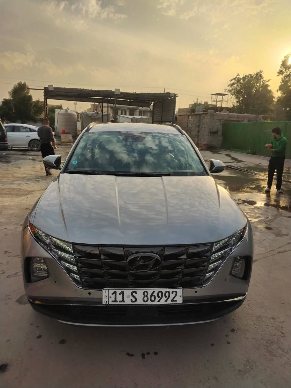 سلام عليكم توسان مديل ٢٢ السياره ماشيه ٧٢ السياره فول مواصفات السياره بيهة قطع ابيعلك حزام صبغ الشراي لايكلي شبيه شوفت عينك تجي وتكلب تفحص سونار حته انته مرتاح واني مرتاح الشراي يتصل *********** بغداد الشعله السعر ١٦٥
