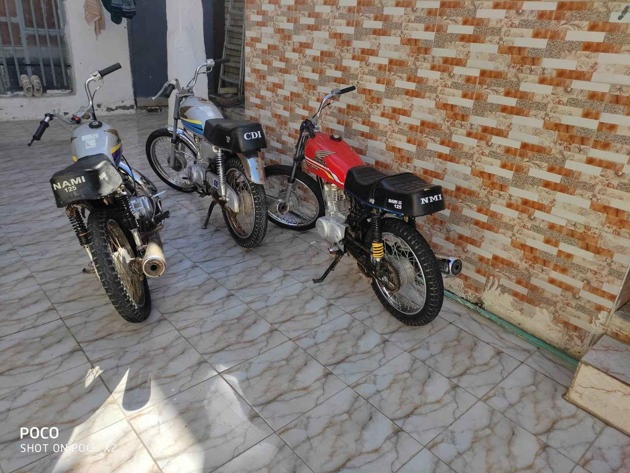 السلام عليكم دراجات للبيع مال مزاد اكو بيهن وراق واكو بدون وراق شغالات جهزات اسعار مناسبه مكاني شطره شراي يخابر ويدلل اكو شاصي 20 وراق اصولي ***********
