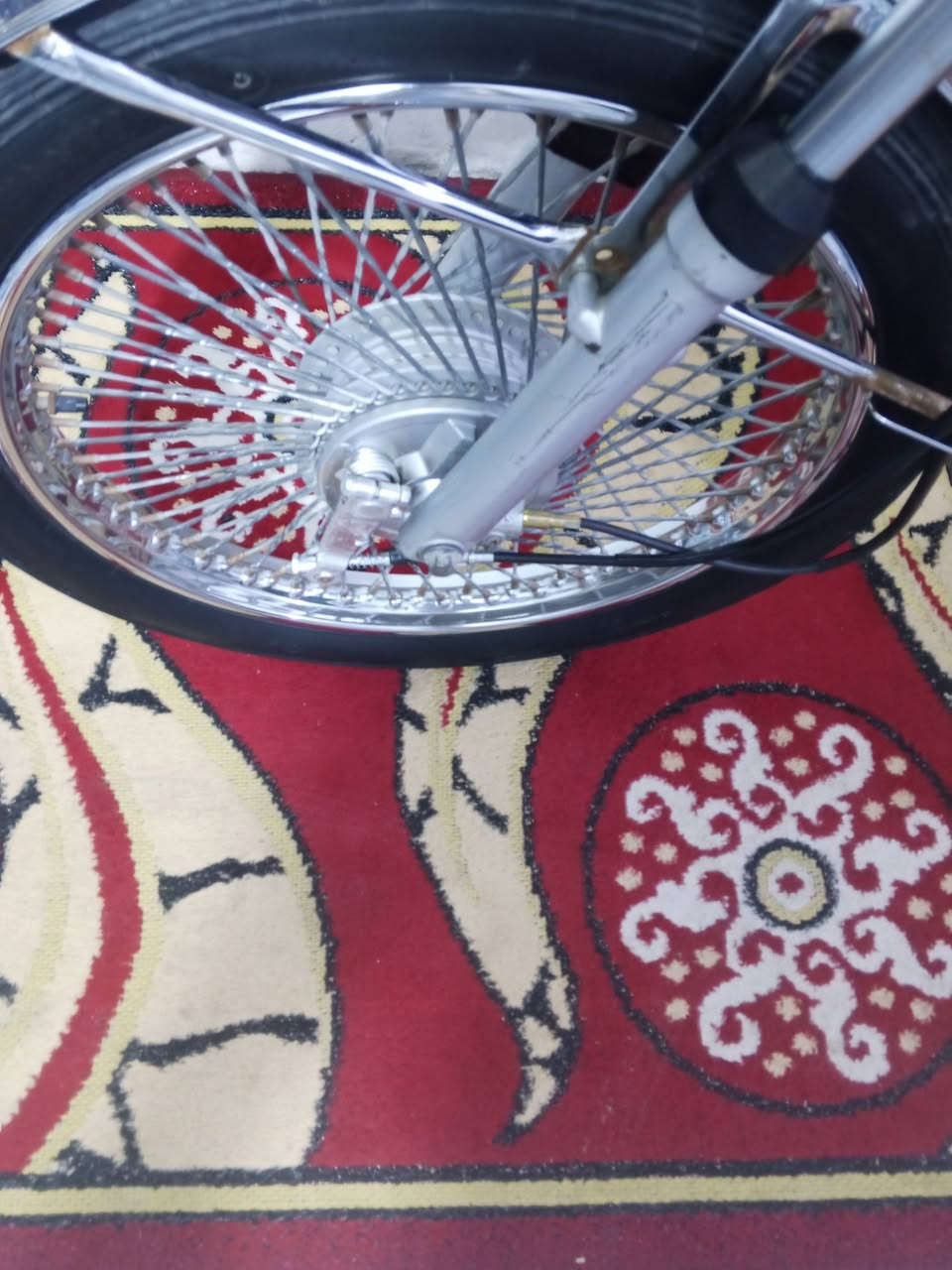 السلام عليكم دراجه سيجي نامه للبيع رقم وسنويه موديل 21 طالع ب 22 كفاله عامه كله شغاله تحويل تاني يوم السعر مليون و 550 وبيه مجال قليل مكاني بالزبير الشراي يتصل ***********
