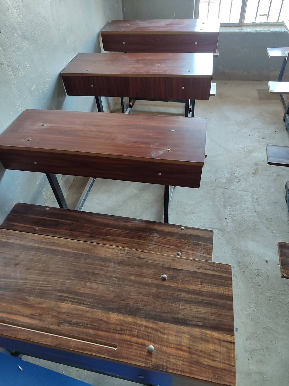 رحلات للبيع + سبورة
جديدة ما بيها نقص برغي 
سعر الرحلة 30 الف دينار 
سعر السبورة 75 الف دينار 
للتواصل *********** بي واتس اب
