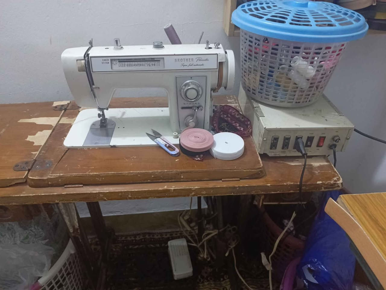 السلام عليكم 
مكينة خياطة براذر ام الجنطة وعشرين نقشه وأسوي حتى بيت الدكم اريدها 125 هيه والميز والرافعه شرط الفحص Singapore


**إذا كنت صاحب هذا الإعلان وتريد حذفه لأي سبب، رجاءا أرسل رسالة إلى الدعم الفني**