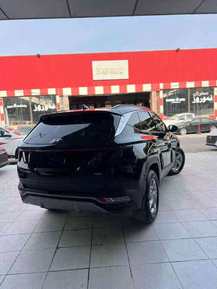 سلام عليكم 
Hyundai Tucson SEL PLUS 2024
هونداي توسان (تكسون ) 2024 SEL PLUS كندي 
السعر 210 وبيها مجال للشراي

بعدها زيرو ماشية 3 ميل ( 5 الاف كيلو متر) 

بدون ايرباك بدون دواخل حادث بسيط جداً 
جاملغ وباب صبغ 

فول مواصفات SEL PLUS
بانوراما 
دفع رباعي 
كشنات جلد
تدفئة كشنات
تدفئة ستيرن 
كشنات كهرباء
بصمة وتشغيل عن بعد
صندوك كهرباء 
تبريد مناخين 
مثبت سرعة و محافظة على المسار
رادار امامي وخلفي وجانبي
تبريد قطعتين
كانع انزلاق 
لايت زينون
شاشة كبيرة
ابل كاربلاي + اندرويد اوتو 
وباقي مواصفات التكسون المعروفة 

رقم تلفون 
***********
*********** دهوك
