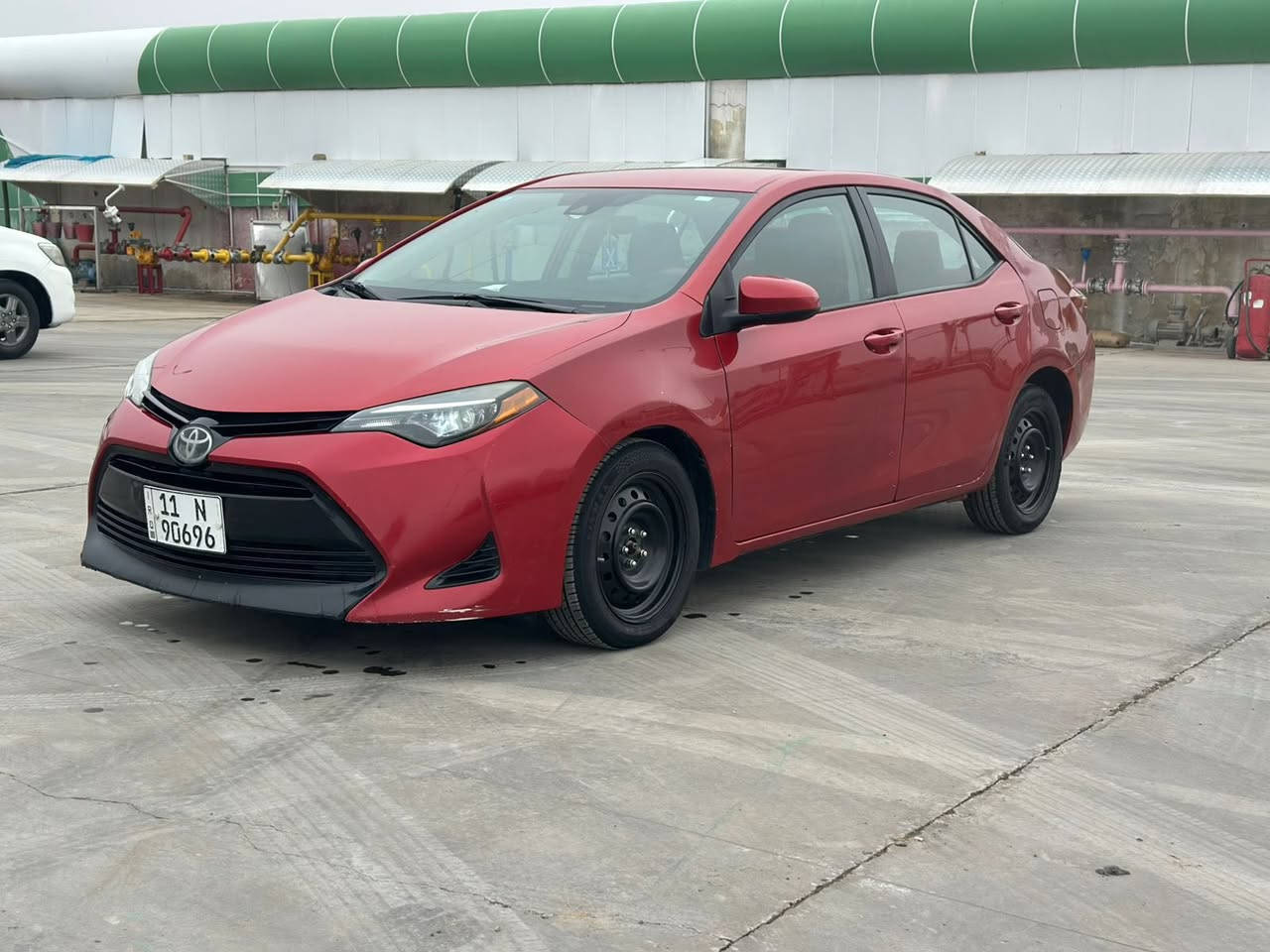 كورلا مديل 2017 امريكي سياره حلوه ونضيفه دوشمه ثريدي رادار تحكم كله شغال كير مكينه كفاله برغي ما مفتوح بيها سياره نضيفه  ماشيه 96 رقم سنويه جدد مكاني بغداد الحريه سعر 115 /***********
