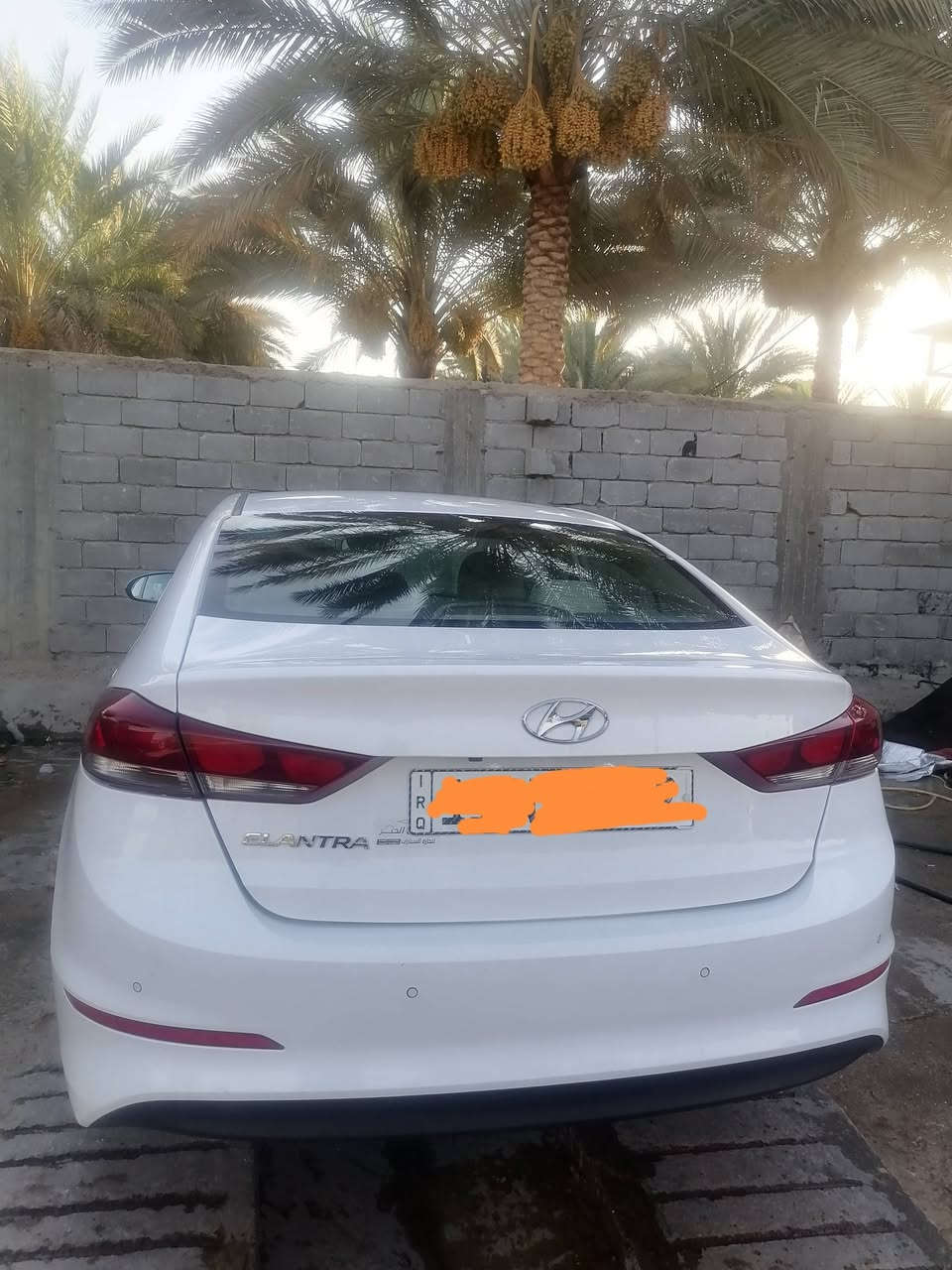 النترا 18خليجي  سوبر فول عدة البصمة رقم بغداد السعر 160 مكان السيارة كربلاء ***********ملاحضة بية صبغ جوة المراية مقدار شبرين
