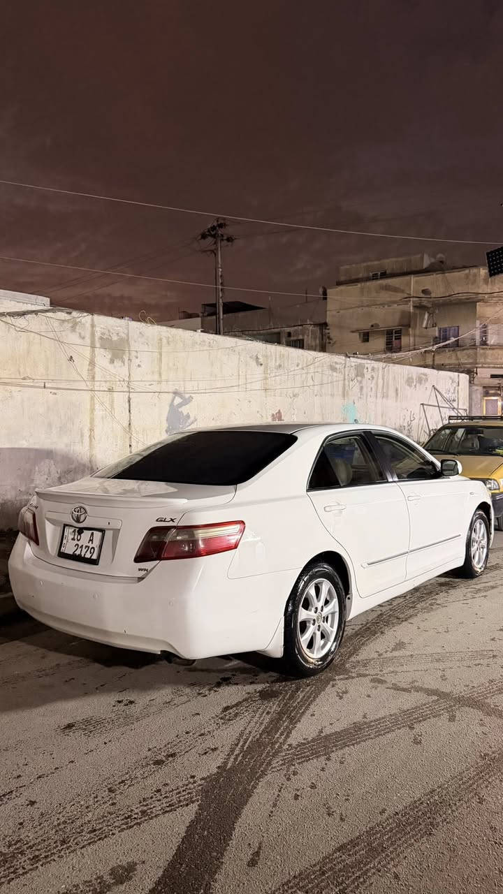 كامري موديل 2008
خليجي GLX
قطعه وحده صبغ الجاملغ الخلفي 
تحكم ستيرن 
شاشه كار بلي 
حداديه جديده امامي وخلفي
تايرات جدد
مكينه وكير كفاله
رقم قادسيه 
العنوان بغداد
السعر 107
بس الشراي يتصل  ***********
