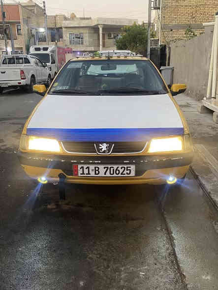 سلام  عليكم سيارة بيجو للبيع موديل 2012 GLXرقم انكليزي وبسمي  سيارة
كير ومكينة خير من الله امبدلات 
تبريد جيد جدآ و كمبريسر  جديد
صدر سيارة كامل وفلنجات ودسكات جدد
وصوره واضحة  شوفه وبس مشط استيرن يذب دهن قليل  وبيك خير تدلل
سعره 28 وبيه مجال 
السكن / ثعالبة/ رقم ***********
