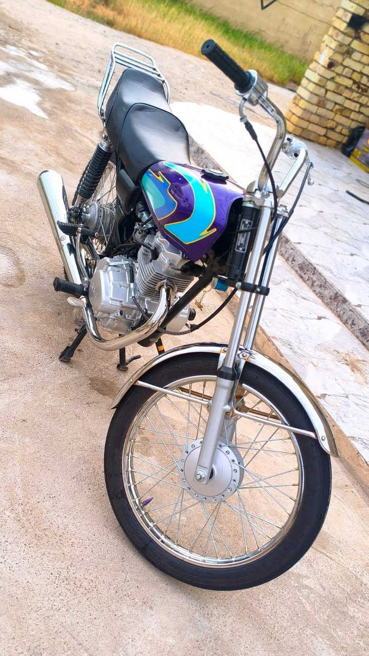 للبيع نامه شلامجه موديل 26اوراق سكنر شاصي26 صار شهرين من معمر  سعر 950وبيه مجال العنوان ميسان المجر الكبير. ***********
