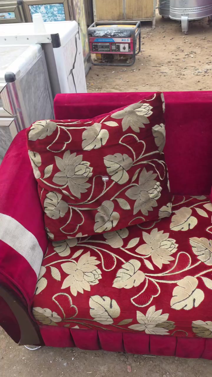 للبيع السعر250 للاستفسار الاتصال على ***********
