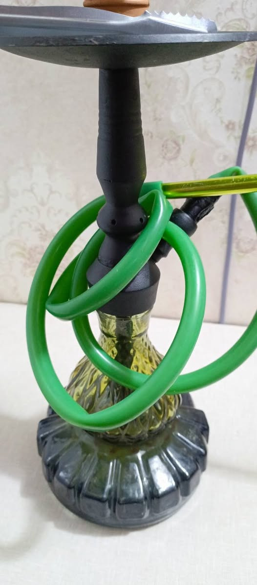 الماني طعم نعناع تتعمر غير نكها عادي 
السعر (10) الف بتراب الفلوس لا داهر مكاني الهوير 

 رقمي (***********)
