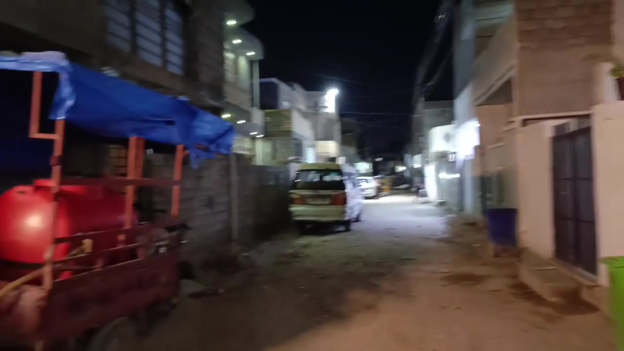 السلام عليكم بيت  المساحه 70متر واجه 7نزال 10 زراعي حجي عماد  خدمات كامله كهرباء مي مجاري السعر 45قابل لتفاوض *********** بي واتساب

