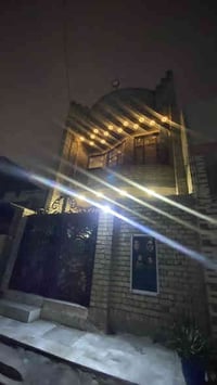 بيت مساحة 100 مسلح واجهه 5 نزال 20 بناء سنة 2020 طابقين يحتوي على ٣ غر...