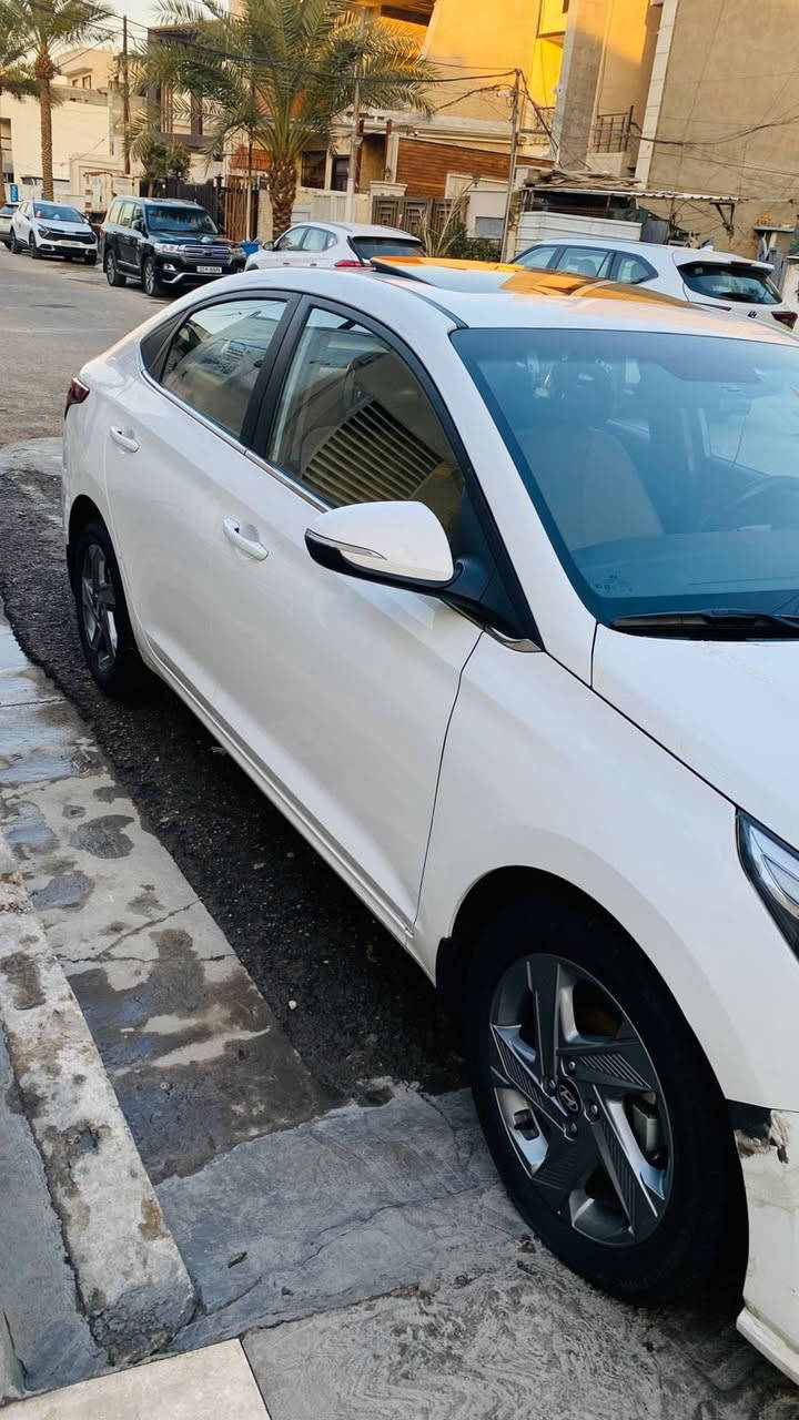 السلام عليكم هونداي اكسنت 2023السيارة جديدة مكفولة من الصبغ والباردبس هاي الدعامية الامامية السيارة ام الضمان السعر اتصل عل رقم
***********
