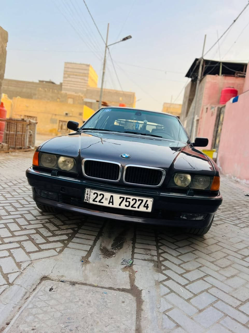 السلام عليكم خفاش البيع سياره جاهز من كلش موديل 96العنوان البصره السعر 90 
رقم تصل ***********
