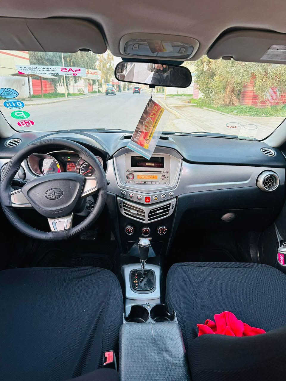 السعر مناسب 
شراي خابر ما اجاوب خاص 
للبيع سياره فاو اولى  موديل 2013 رقم سنويه وهزه ورقم  تحويل وكاله سنويه جديدثاني يوم سياره جديده كلش وكلها على وضع شركه مملعوب بيها ومتعبانه ابد كير ومحرك شرط وصرف وبخار ونضوح  مابيها سحبها حلو ونشطه فول مواصفات فول اتوماتيك بطاقه بانزين موجود تخم تاير جديد باطري جديد صدر جديد  محرك مالها زنجير مرغوب   
 بدون ضبغ  كل بشرط فحص لايتات جديد  تبريد تدفيه كل تمام ⚫️ مكان كركوك واسطي *********** كركوك, العراق
