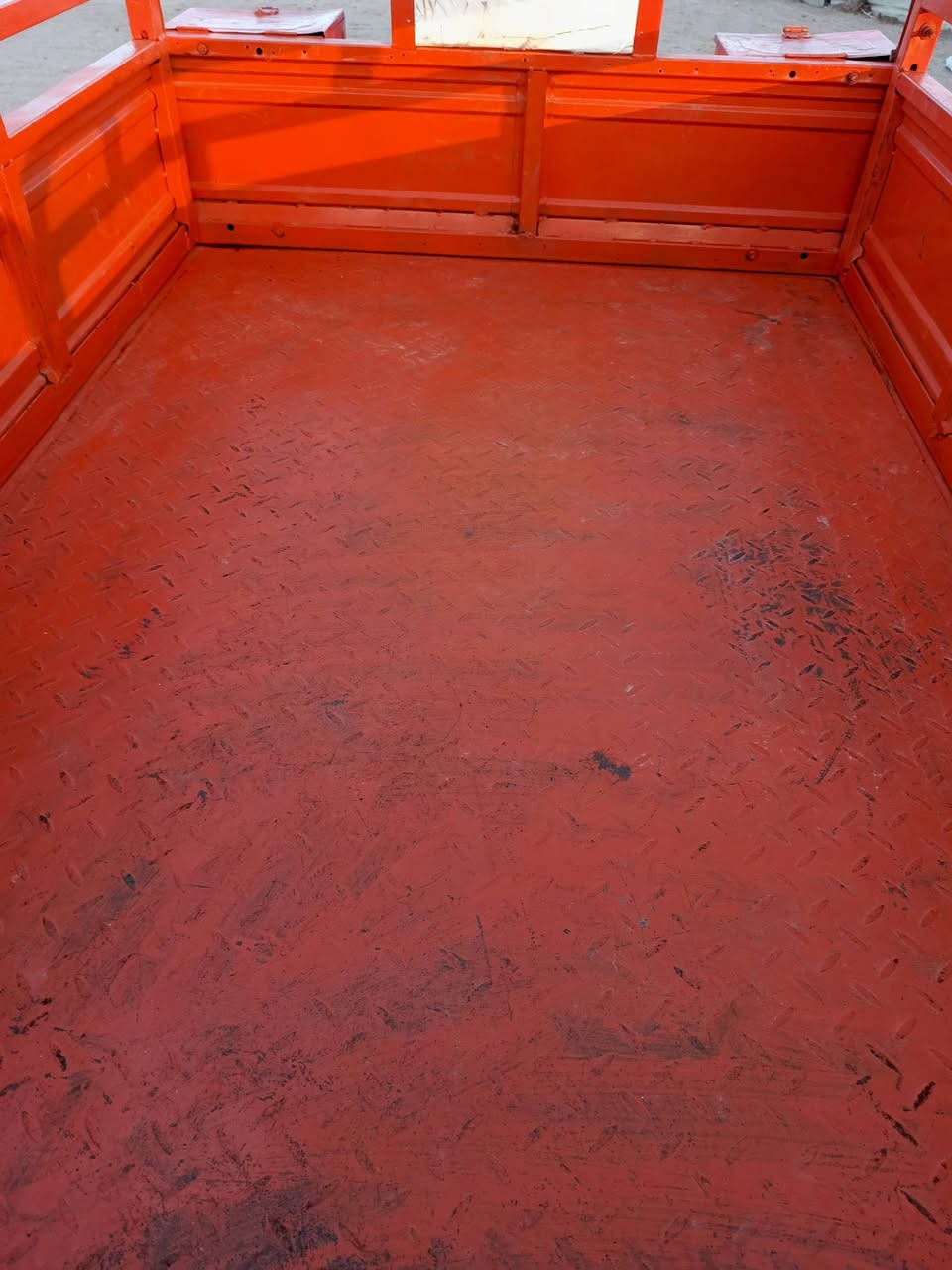 سلام عليكم شباب ستوته للبيع فرس مديل 2016 
ستوته كلشي بيه جديد تايرات 3جوبلس وجدد 
محرك ما صايرله هواي من مفتوح مبدل بي بستن ولفات
السوته اوراق تبلات كدام جدد كير جديد ضفيره من الطول للطول شغاله الستوته خير من الله ما بيه اي نغص سعره 1700 بواحد وسبعميه وبيه مجال حك الجيه مكاني البصره كرمت علي المسحب


**إذا كنت صاحب هذا الإعلان وتريد حذفه لأي سبب، رجاءا أرسل رسالة إلى الدعم الفني**