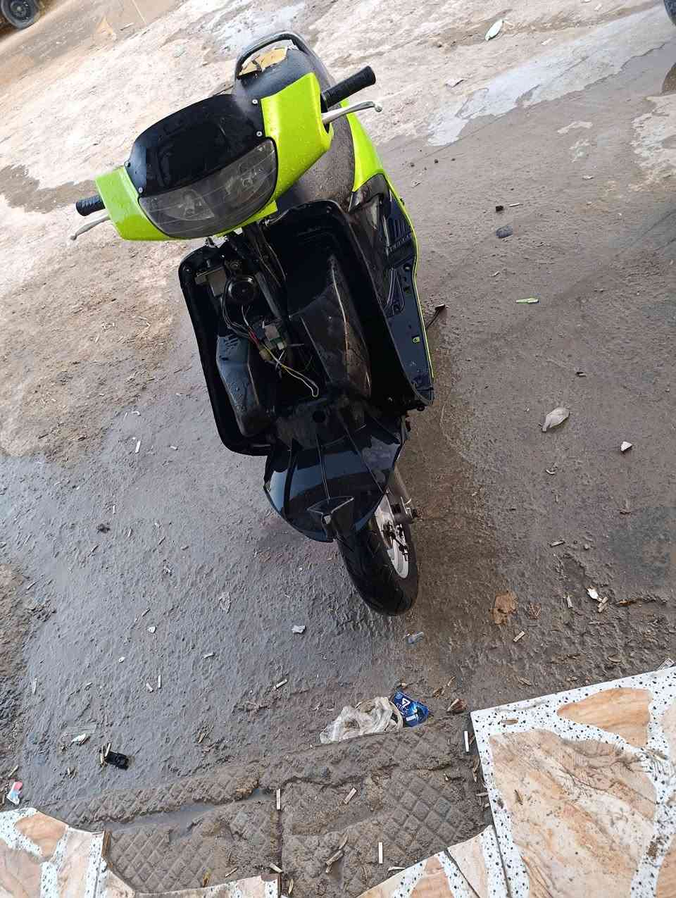 دراجه فراشه نثيه بيه خيط دخان كهربائيات شغاله نكره سلف كامله كله العنوان النجف شارع المطار القديم قرب مدرسة انوار السجاد السعر 300وبيه مجال حك جيه *********** للتواصل
