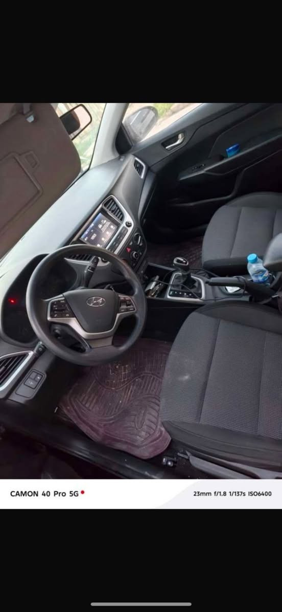 سلام عليكم أخوان
‏Hyundai أكسنت ٢٠٢٠
قطعه واحدة فقط، الضرر جاملغ خلفي فقط بدون دواخل

محرك 1600 دوش 
تحكمات ستيرن 
مثبت سرعة 
شاشة جبيرة بلادي 
درايف مود ( نضام قيادة)
مانع انزلاق
كير ومكينة بشرط

اخوان ال سعر ١٢٥ و بيها مجال
‏للاستفسار 
***********￼
