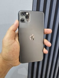 ايفون 11 برو ماكس • ٢٥٦ • فيس ايدي متوقف