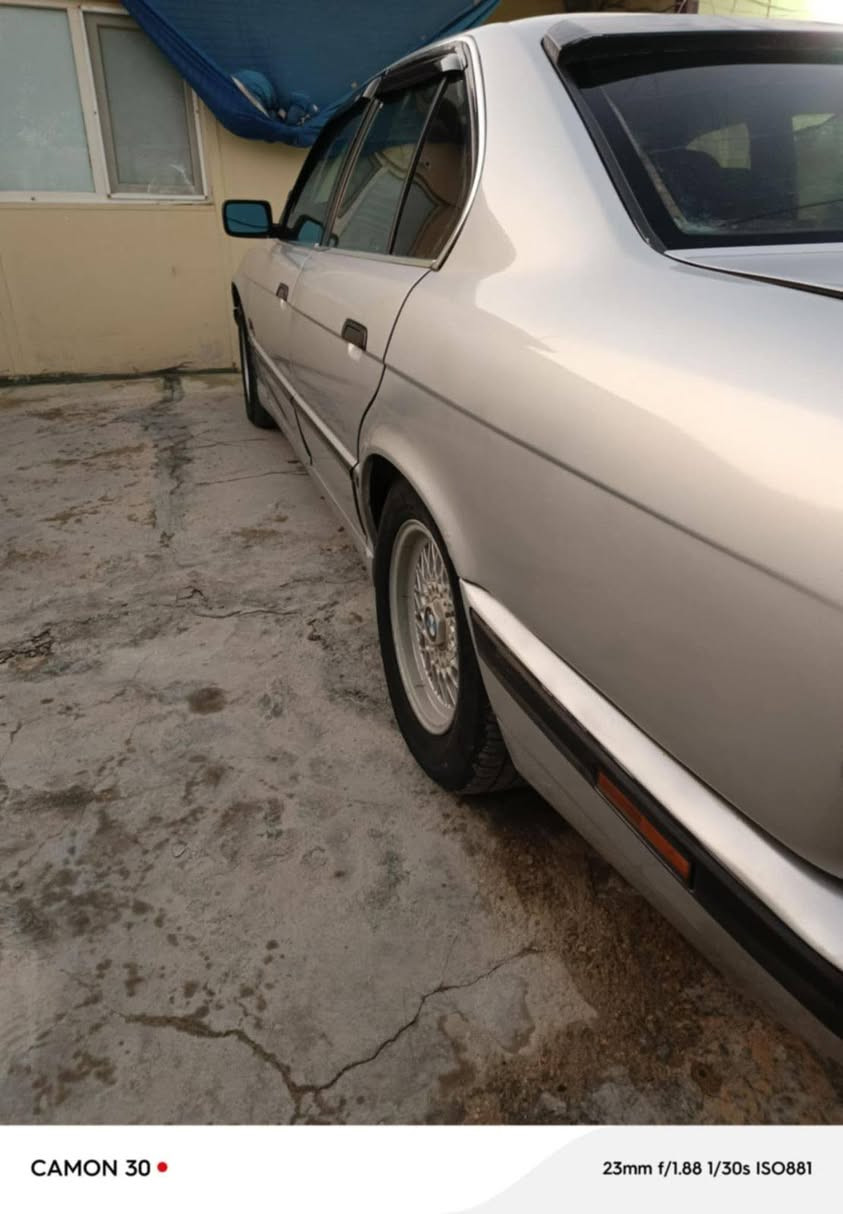 بي ام 525 مسكر تبريد شغال كير ومكينه مكفولات موديل 91 وارد ياباني رقم انبار تحويل ثاني يوم بكل المحافضات  مشروع وطني  السعر 58 وبي مجال 
مكان السياره حله شارع 60 
للاستفسار اكثر الاتصال على الرقم ***********
موجود واتس اب
