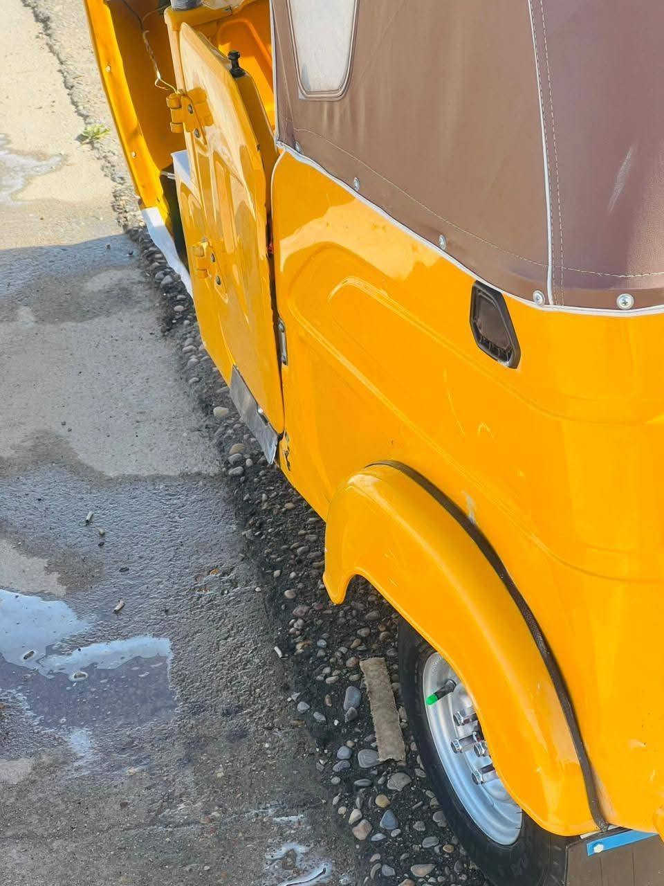 السلام عليكم تكتك مديل 22 رقم عامره حالين بل بصره سعر 7800 مجالهه بسيط كلش ***********
