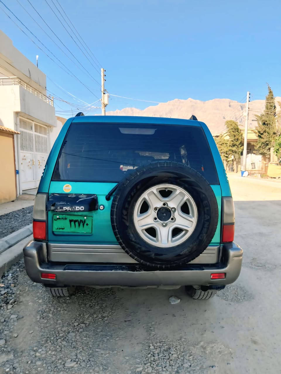 سەیارە بۆ فرۆشتن
توێتا پڕادۆ 
مۆدیل 2001
6 پستۆنە 
فوول مواسەفات 
4 جام کارەبایی 
ئاوێنە کارەبایی
گێڕ و مەکینە بەشەرت 
دەبڵ ئەکسل بەشەرت
گێڕ حادیە 
سەقف سڵایدە 
بۆیاغ کراوەتەوە بۆ جوانی 
لێدراوی نیە  
وەرگەڕاو نیە 
بەشەرتی مووس و بڕاوە 
ئاڕمی ئەسڵی بزر بوە بەس ئینساغی ئاڕمی لەگەڵە
نرخ :   57گەڵا و محامەلە
شوێن: ڕانیە 
ژ.م : ***********
ژ.م: ***********
