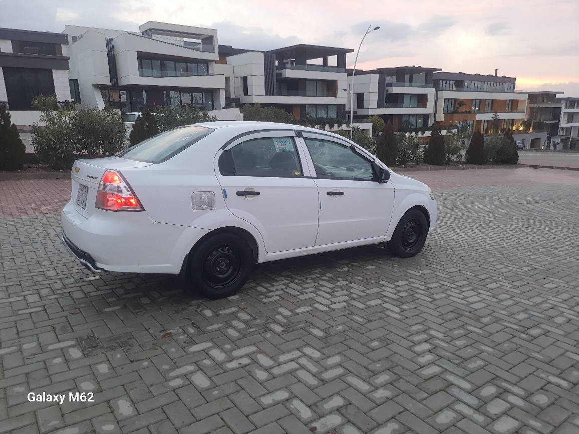 ئەڤیۆ2010مەکینە گەورە گێڕ عادی ڕەقەم سلێمانی سەنەویو ژینگەی تا2027 تازە تەبرید ساردو گەرم بەشەرتی گێڕو مەکینە تایەی تازە 4پارچەی پەمپە لەسەر ساخی قرچێکی پێ شی هەیە کە شایانی باسکردن نیە بێ تەقەوڕەقە سەیارەکە بێ مەسروفە ماڵی دۆستە 56$*********** لەسلێمانیم السليمانية, العراق
