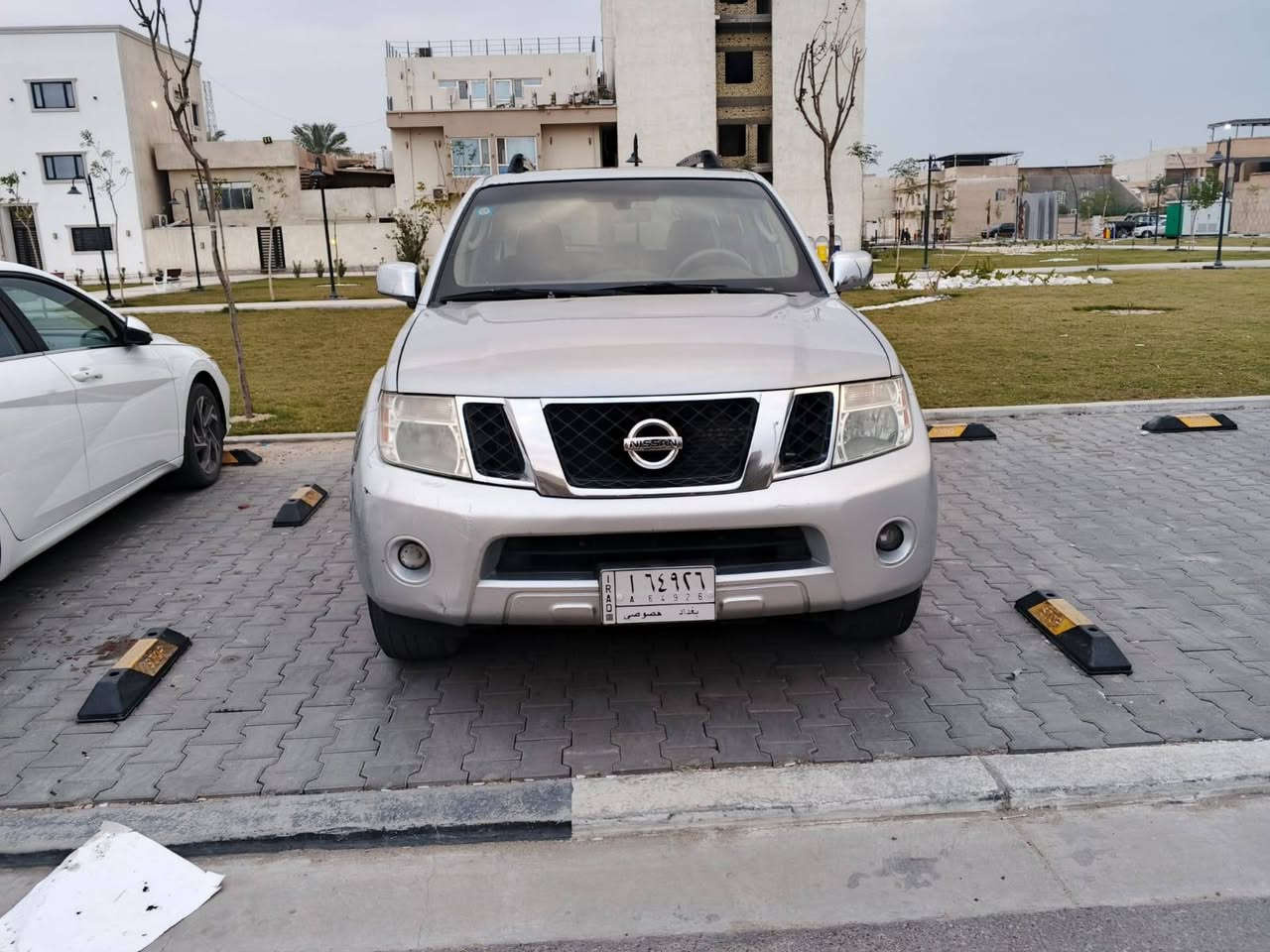 2009 خليجي 
LE فول مواصفات كلش للخير
تحكم ستيرن 
بصمه ابواب 
دشبول ارمادا 
كشنات كهرباء
مري كهرباء 
كاميرا 
تدفئة تبريد  
دمام 
فتحه 
6 سلندر 
فور ويل 
كشنات  جلد لون - احمر
كفاله ضربه تبدل وصبغ ونقل جثه 
سنويه 28 
الصبغ كفاله 
العنوان بصره معقل 
السعر 100$  وبيه مجال للطيبين 
ب تحويل مباشر رقم نكليزي بغداد
*********** تصال او واتساب البصرة, العراق
