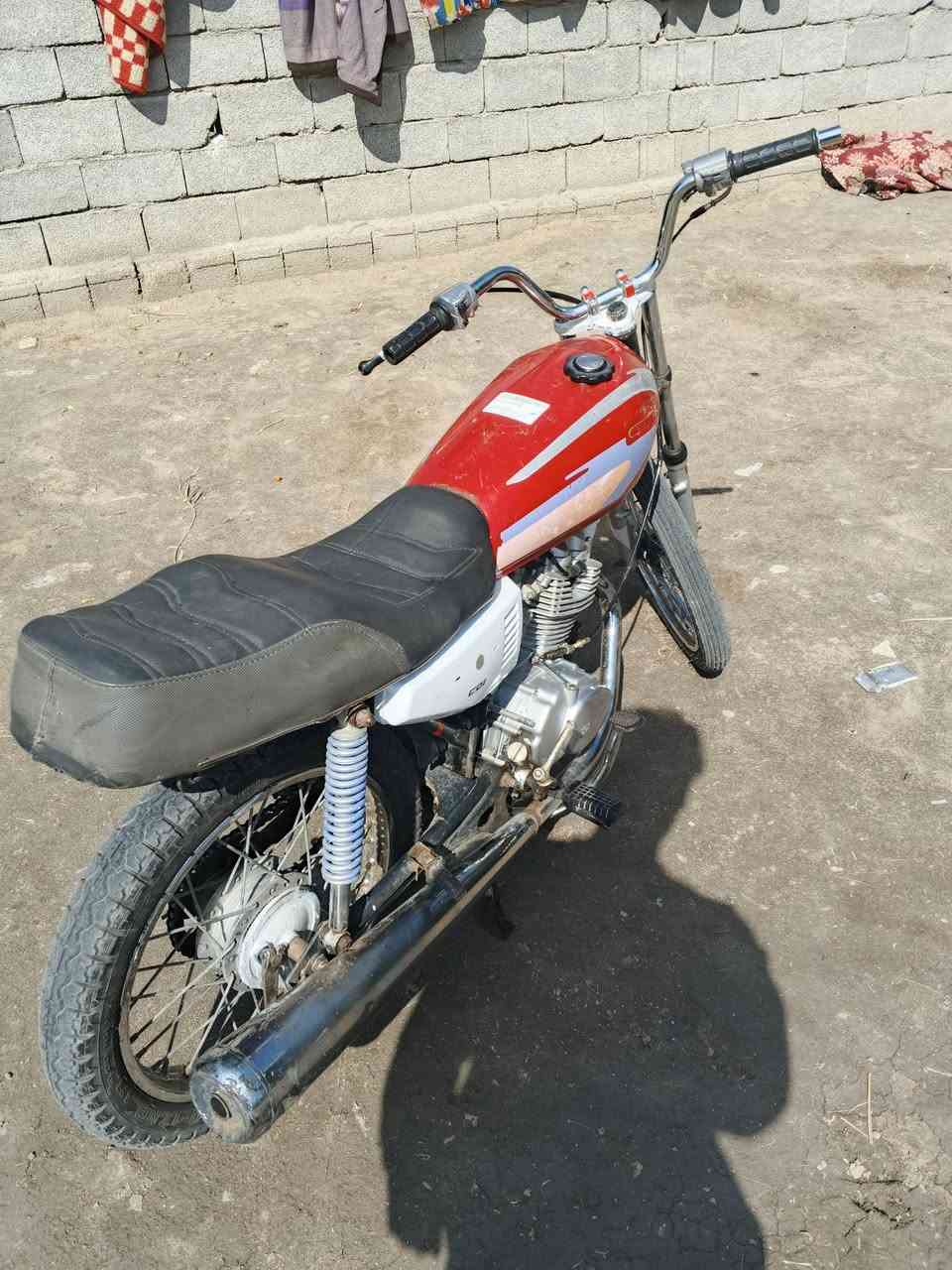 دراجه ايراني شاصي ١٨ ارشه محرك ٢٤ نامه متياز اوراق اصولي السعر ٤٥٠ وبيهه مجال بسيط المكان واسط قضاء النعمانيه


**إذا كنت صاحب هذا الإعلان وتريد حذفه لأي سبب، رجاءا أرسل رسالة إلى الدعم الفني**