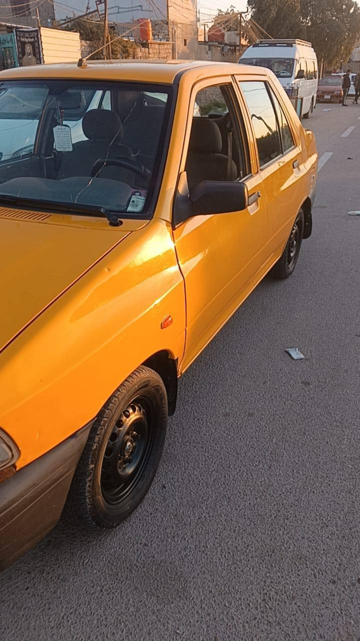 السلام عليكم 2018 سياره حلوه وخير من الله رقم بغداد تخم تاير جديد كير محرك خير من الله اخوان اني مكلف بالنشر وهذا صاحبه بالسياره سياره باسمه كانها بغداد شعلة 
//***********//
