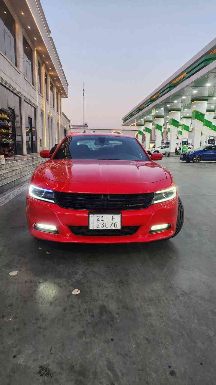 سلام عليكم جارجر البيع موديل 2017 بسمي رقم سلمانيه شمالي بيهه صبغ خشم بنيد كد شبرين وجاملغ خلفي كد شبرين صبغ فقط باقي مكفول سعر 210 وييهه مجال شي قليل مكان سياره العماره ***********
