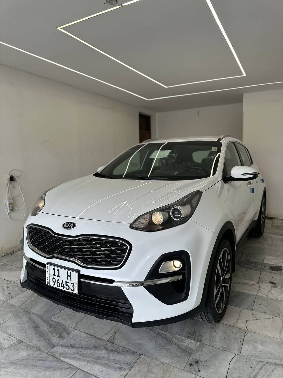 ***********
سلام عليكم سبورتج مديل 2021 خليجي قطره صبغ مابيها مكفوله من كلشي تايرات شركه سبيرها منازل جديده كلش الشركه الدوليه كتلوكات الشركه بيها سويج اضافي بيها مري شفط وقطعتين تبريد شحن لاسلكي ارقام جديده وهزه جديده وسياره بأسمي تحويل مباشر 
مكان السياره بغداد الحريه للاستفسار 
اتصل ع الرقم ‭0772 987 4920‬
