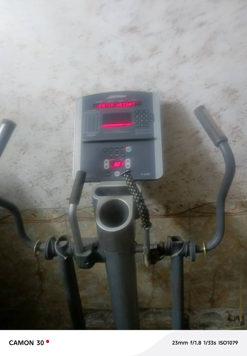اوبتكل للبيع لايف فتنس امريكي وزن مفتوح كله شغال العنوان مدينة الصدر وهذا رقمي ***********
