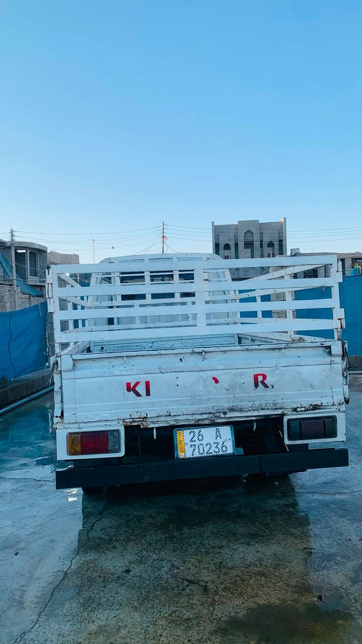 السلام عليكم كيه حمل للبيع 93 سياره مرتبه مال جناي متصرف عليهة تايرات جدد داخل حلو  مسجل كهربائيات شغاله محرك بي تبغير بس ما مثر تسحك فوك السنه لكدام نشاط رقم دولي  سنويه لل 31 تحويل مباشر صلاح الدين السعر 42او بيهة مجال رقم  ***********

