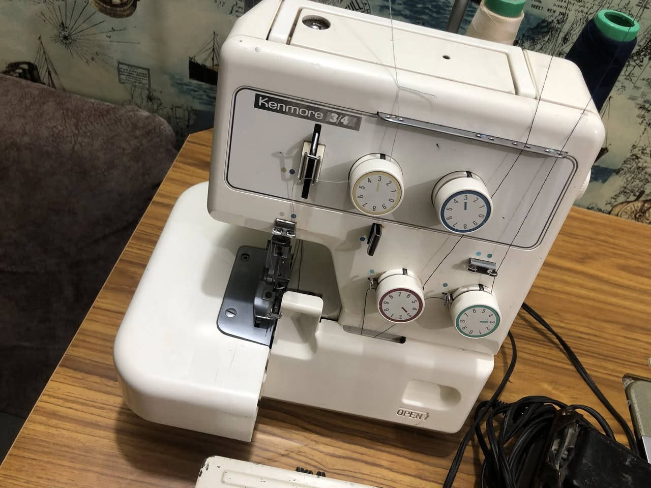 مكينة اوفر برذر ياباني منزلي
السلام عليكم 
مكينة اوفر برذر ياباني منزلي استعمال قليل جدا اخو الجديد 
المكينة كاملة و شغالة و ما بيها اي مشكلة او نقص 
( السعر 165 الف )
مكاني الرمادي و متوفر توصيل


**إذا كنت صاحب هذا الإعلان وتريد حذفه لأي سبب، رجاءا أرسل رسالة إلى الدعم الفني**