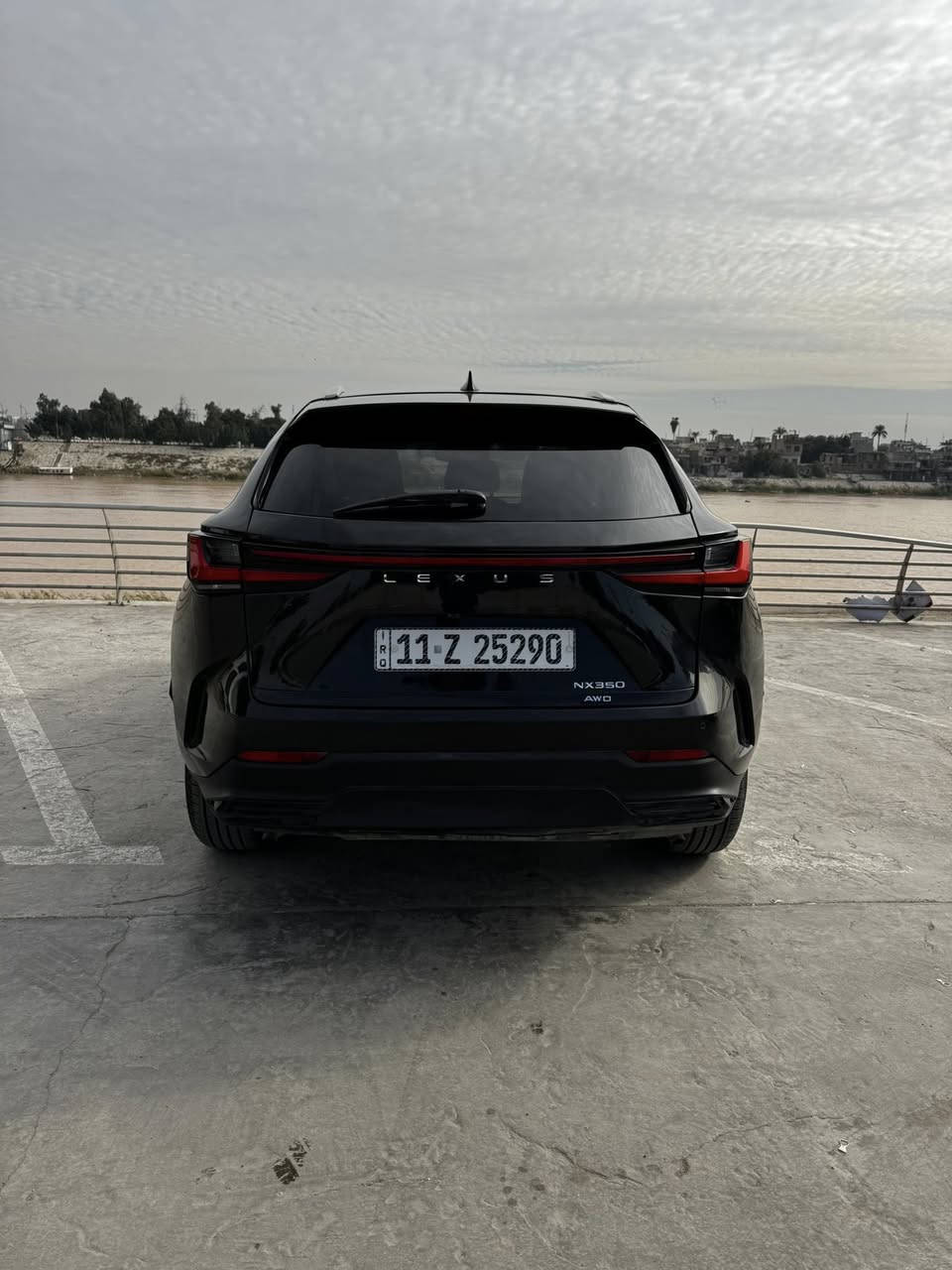 بسم الله ماشاء الله🔥
LEXUE/NX350. AWD
Hybrid 
2023
 75،000 Km
وارد امريكي
المواصفات👇🏻
تحكم ستيرن جهتين
تدفئه ستيرن
مقاعد كهرباء/جلد
مقاعد تدفئه/تبريد
فتحة(سلايد روف)
مري شفط
اشاير بالمري
حساسات امامي+خلفي+جانبي
شاشه car play

Driving positions

Normal\Sport\Eco
منافذ شحن Type C+ USB 
Wireless charging 

صندوق كهرباء
العنوان/بغداد
***********
