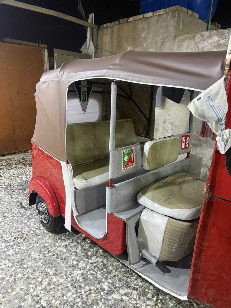 سلام عليكم تكتك موديل. ٢٠١٩ شهر. الرابع مرقمه. ثاني يوم تحويل الشراي. يتصل.  موبايل. *********** السعر ٥٩٠٠ العنوان الرئاسه جامع الإمام علي
