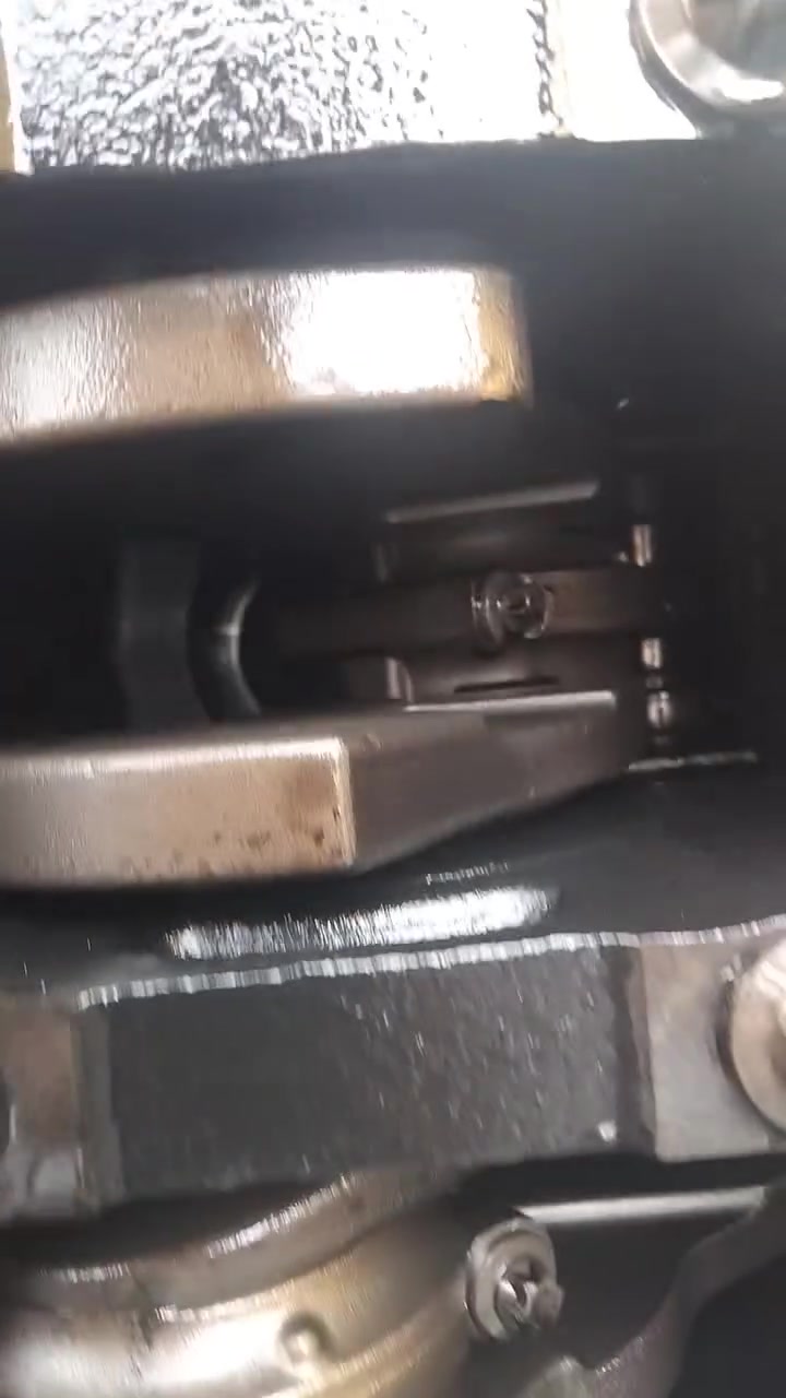***********
