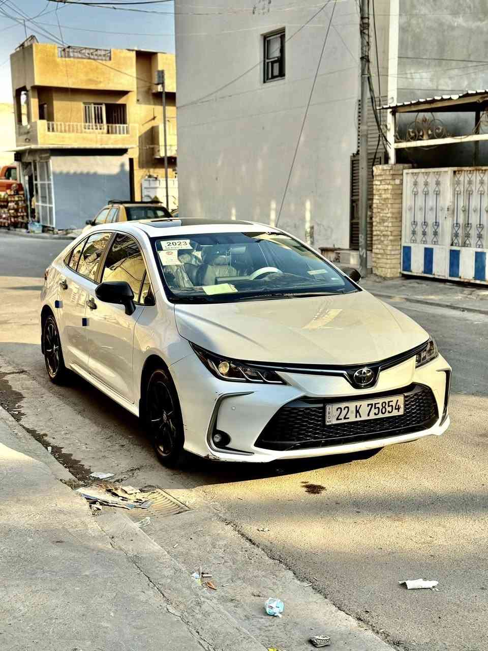 للبيع كورلا 2023 وكالة ساز بانزين فقط السياره فول مواصفات فتحه سقف شاشه كبيره تحكمات ستيرن مري شفط داخل لونين السياره ماشيه بال50 الف السياره بيها فقط الحادث اللي بالصوره اثر حادث دراجه السياره رقم اربيل دولي 

اخواني السعر 162 وبيها مجال للجاد واللي يريد يشتري يمرلي ويشلع عيوني وبرسم الخدمه اني 

مكانها بغداد المعالف - الاعلام او القادسيه 
***********
