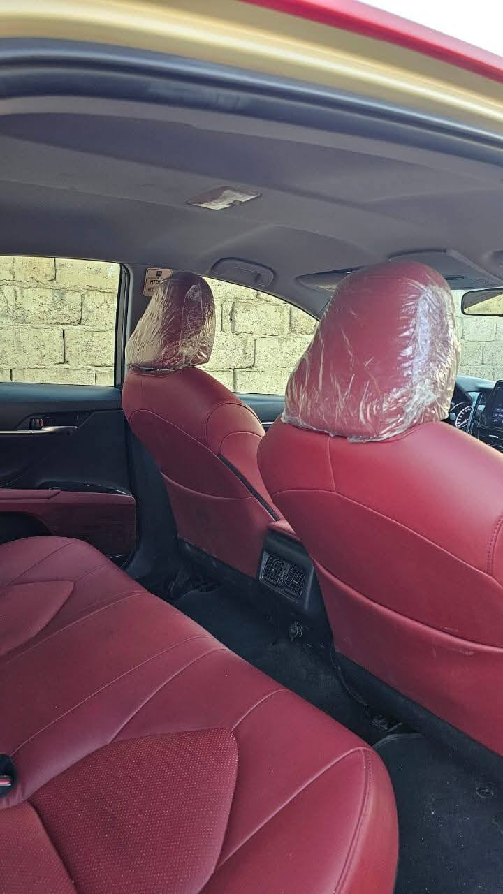 كامري 2023 هايبرد  للبيع Hybrid🛡
مواصفاتها كشنات جلد شاشة كبيرة تحكمات ستيرن بصمة بيبان بصمة لايت زنون لايت لد نهاري تبريد قطعتين نظام eco sport مكينة 2500 هايبرد سايد بريك بصمة نظام اوتو هولد مانع انزلاق. كامره صندوق بصمة ماشيه 72 الف 
صور الحادث منشوره بالمنشور 
السيارة موديل 23 اصل بشرط تحويل ثاني يوم مكاني بغداد المعلمين 
السعر 146$ 💸
***********☎️
***********☎️
