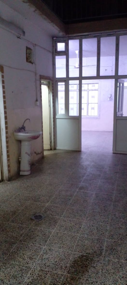 دار للبيع
الموقع : نينوى الشرقية (كراج الشمال)  قرب شارع القصاصيب
المساحة : 102
الواجهة  : 5 متر
الأتجاه : شروق تام
عرض الشارع : 12 متر
ط1 استقبال ومطبخ وهول وغرفة نوم
ط2 غرفة نوم وهول وصحيات
سند حديث المكاتبة مع الشرعي
للاستفسار
***********
***********نستقبل طلباتكم العقارية بيع شراء ايجار
