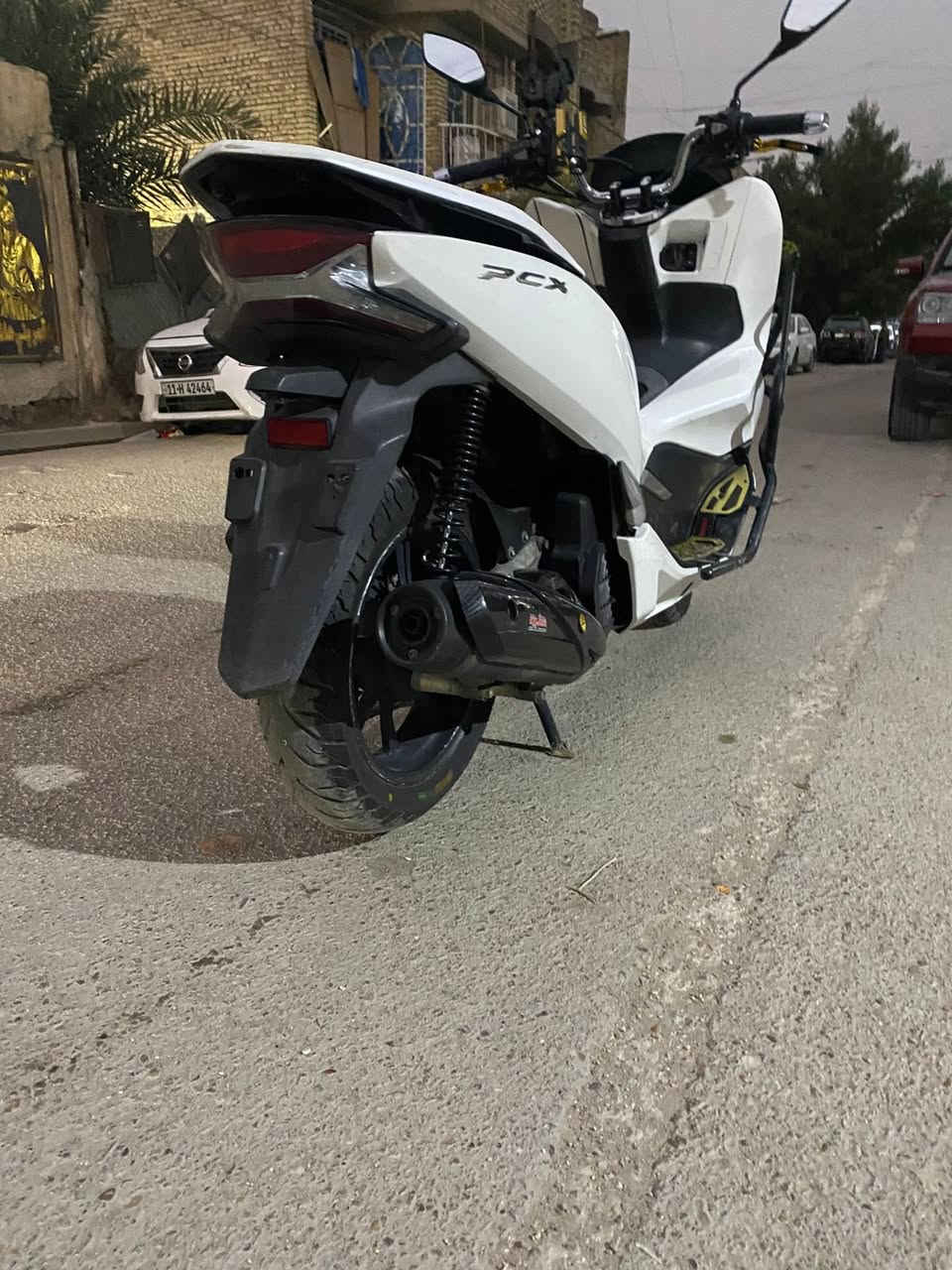 سلام عليكم شباب بي سي اكس جيل ثالث مكفوله كفاله عامه ماشيه 28جديده سعر 1850رقم ***********
